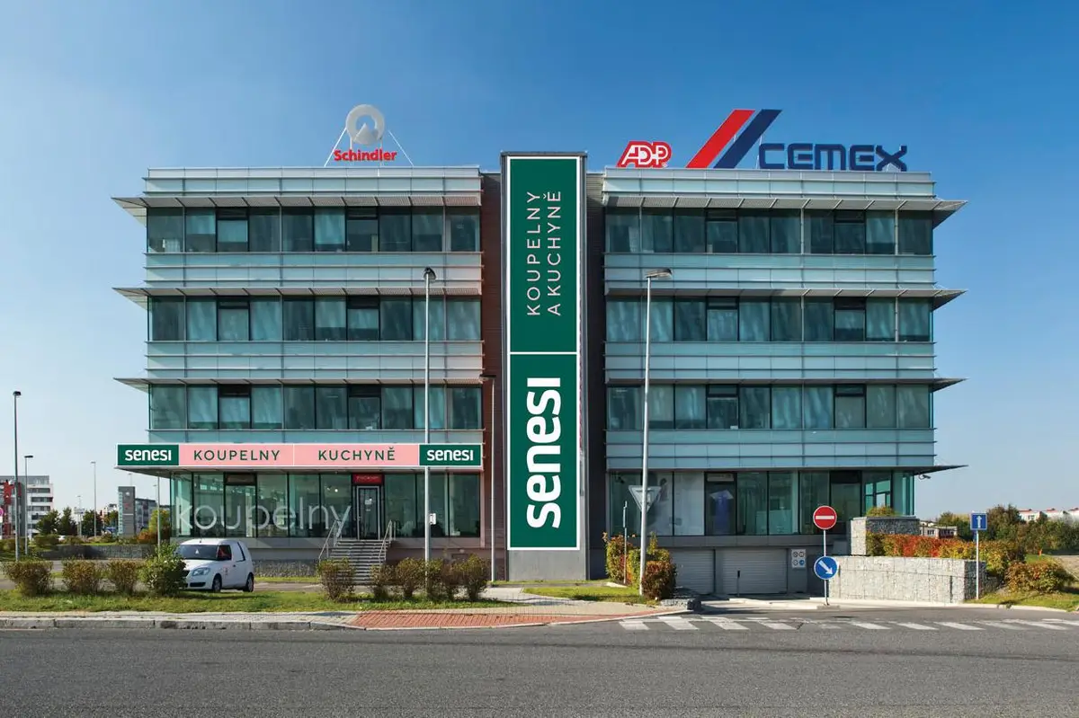 SENESI - koupelny a kuchyně